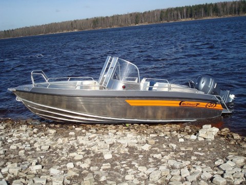 Алюминиевая лодка Wellboat 51 DC